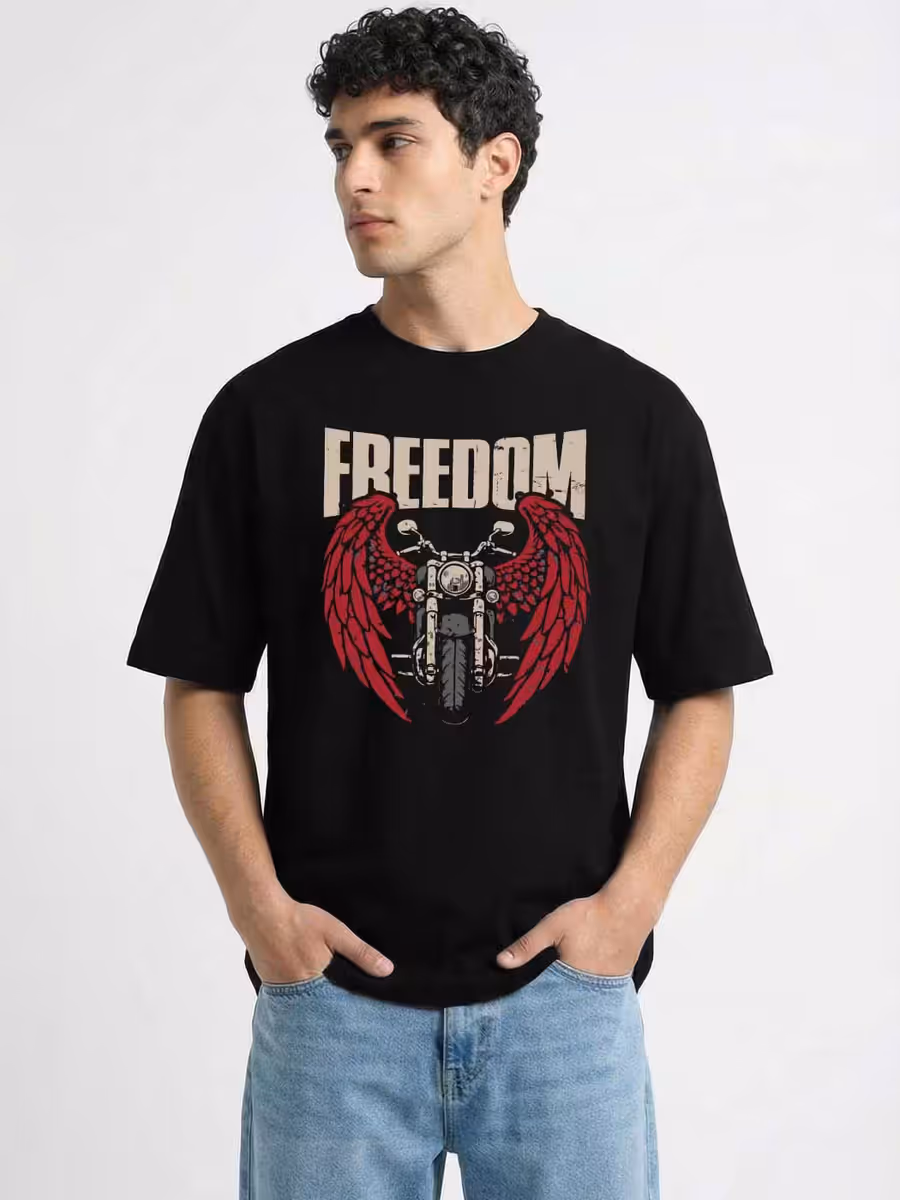 Wings Of Freedom Streetwear Oversized T-Shirt